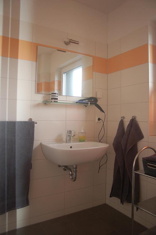 Behagliches Ferienhaus Zaunkoenig -Mit Kamin Und Sauna Tanne Extérieur photo