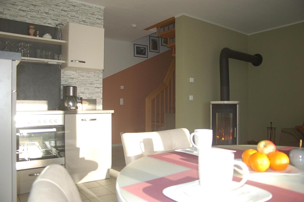 Behagliches Ferienhaus Zaunkoenig -Mit Kamin Und Sauna Tanne Extérieur photo